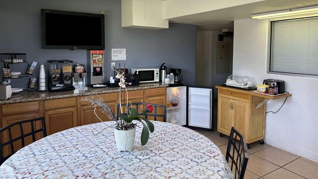 Americas Best Value Inn And Suites Groves Restaurang bild