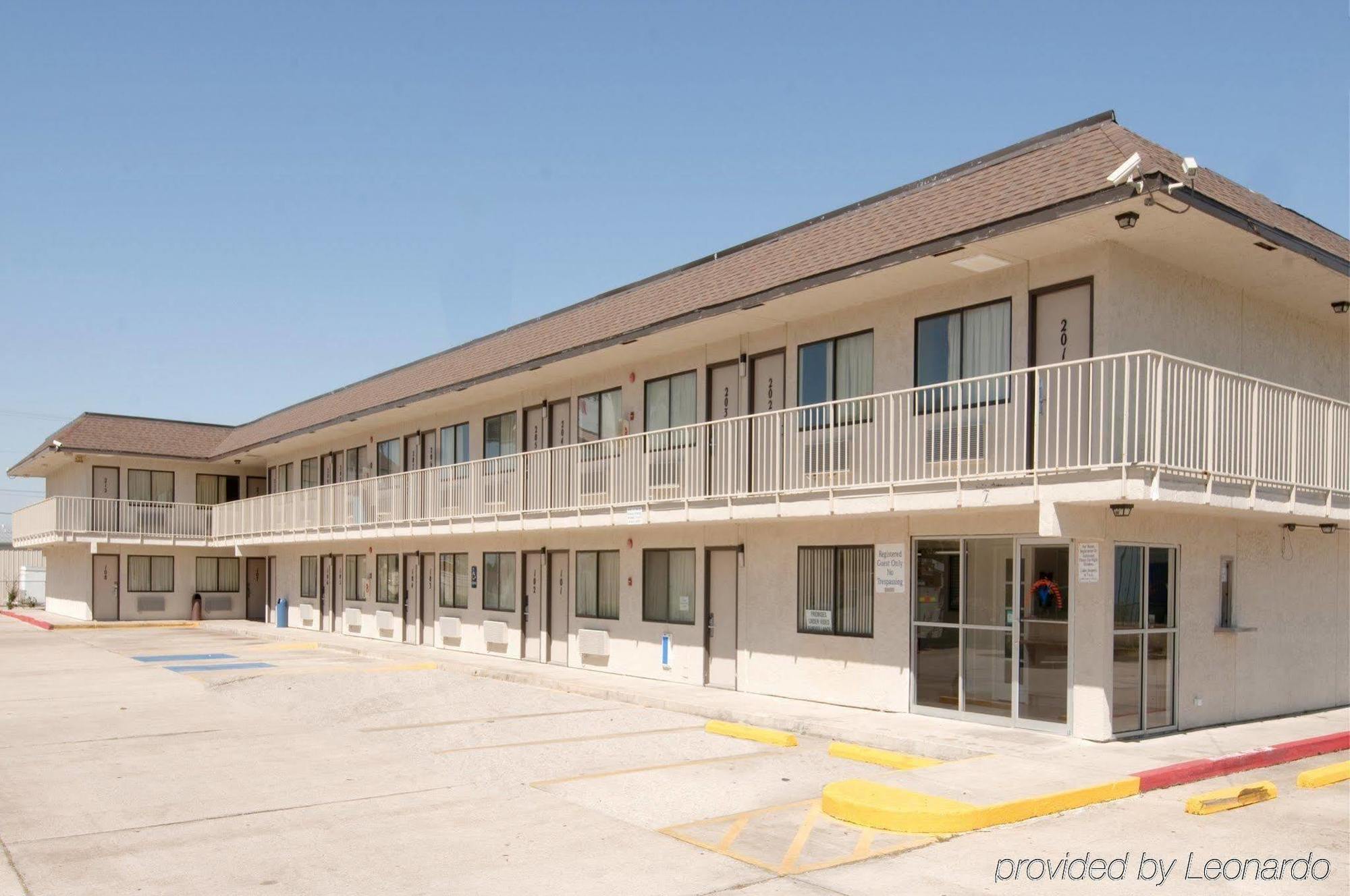 Americas Best Value Inn And Suites Groves Exteriör bild