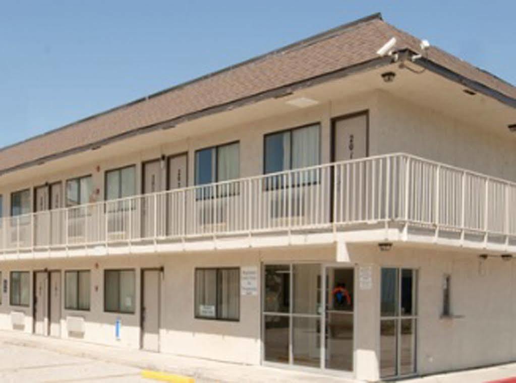 Americas Best Value Inn And Suites Groves Exteriör bild